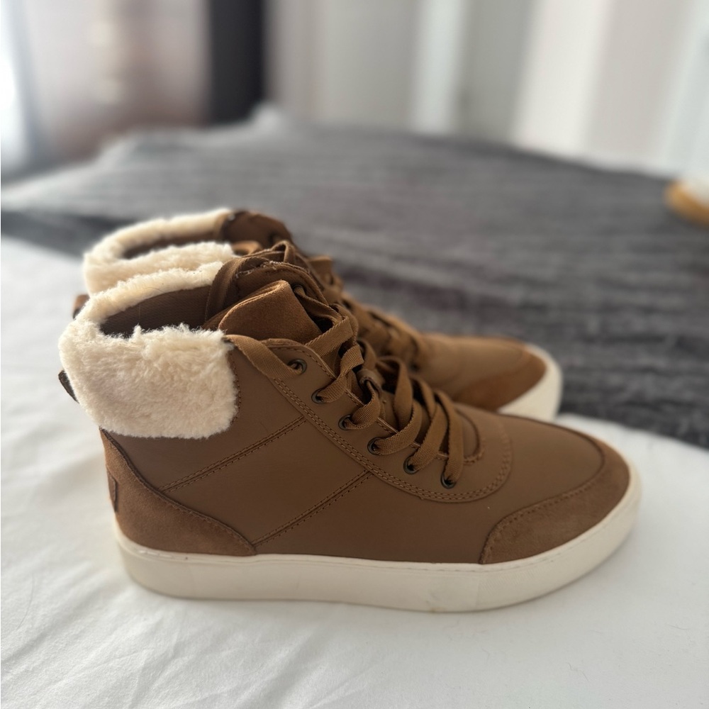 UGG Women's Brown High-Top Sneakers - Picture 4 of 7